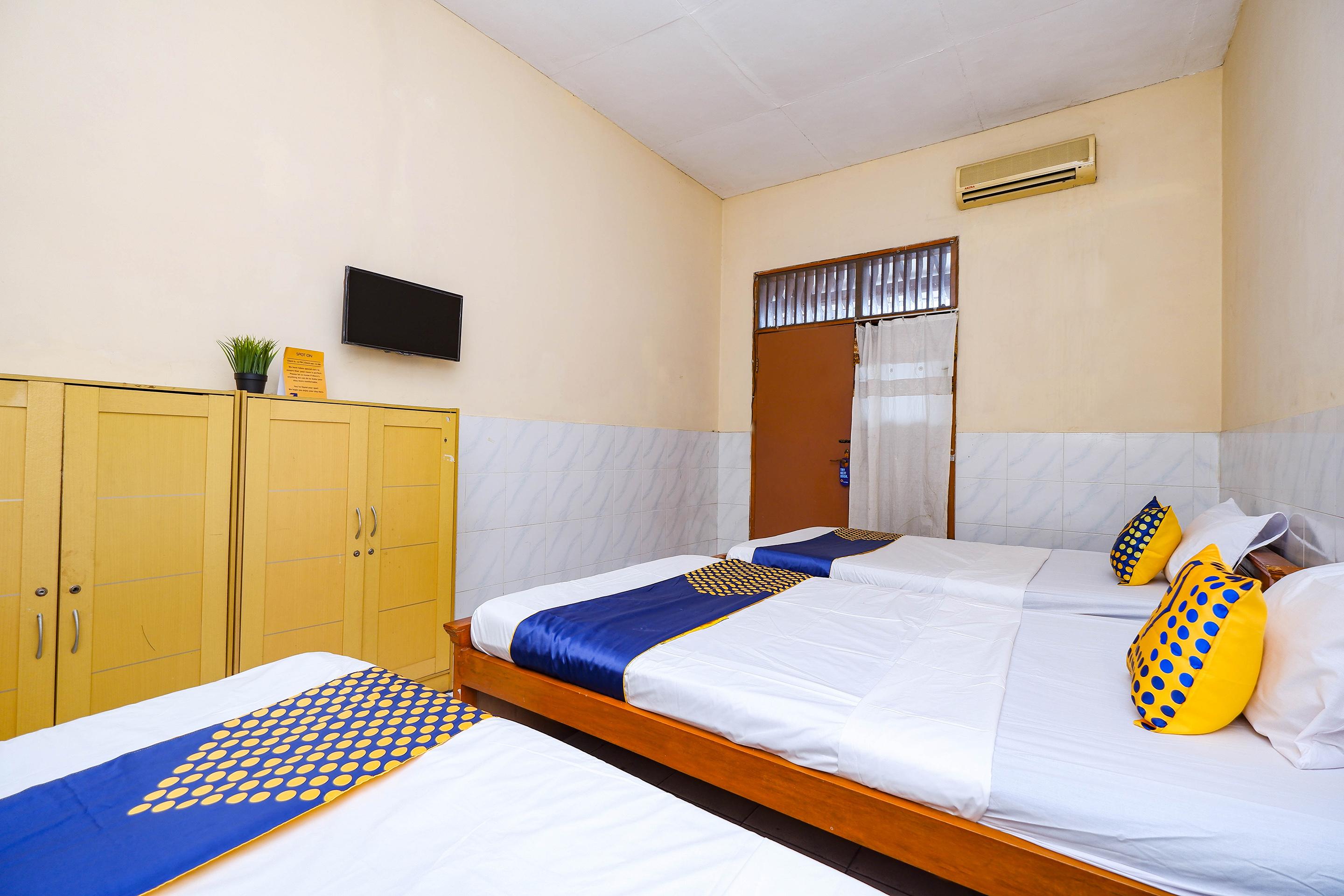 Spot On 2011 Hotel Mekar Sari Surakarta  Экстерьер фото