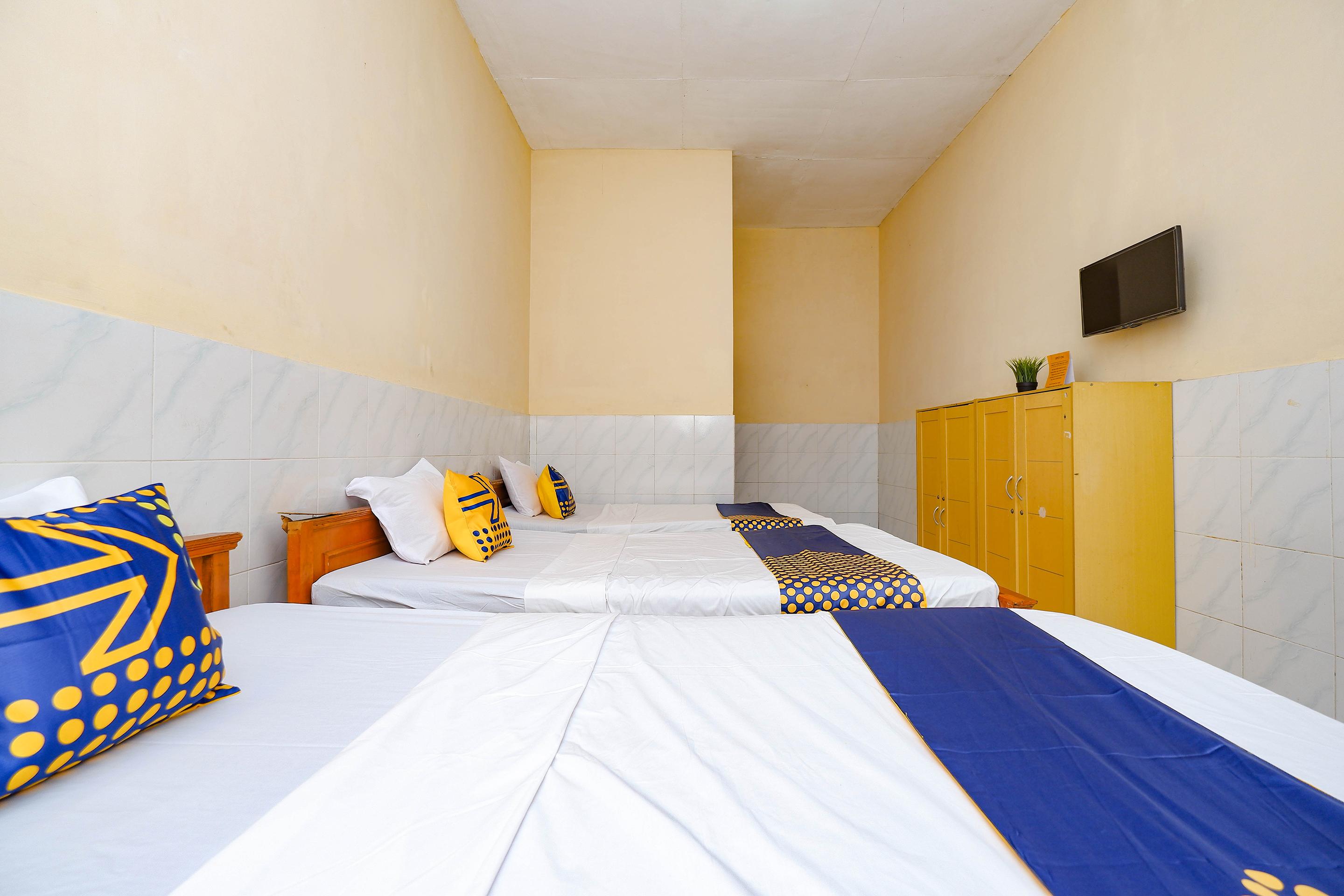 Spot On 2011 Hotel Mekar Sari Surakarta  Экстерьер фото