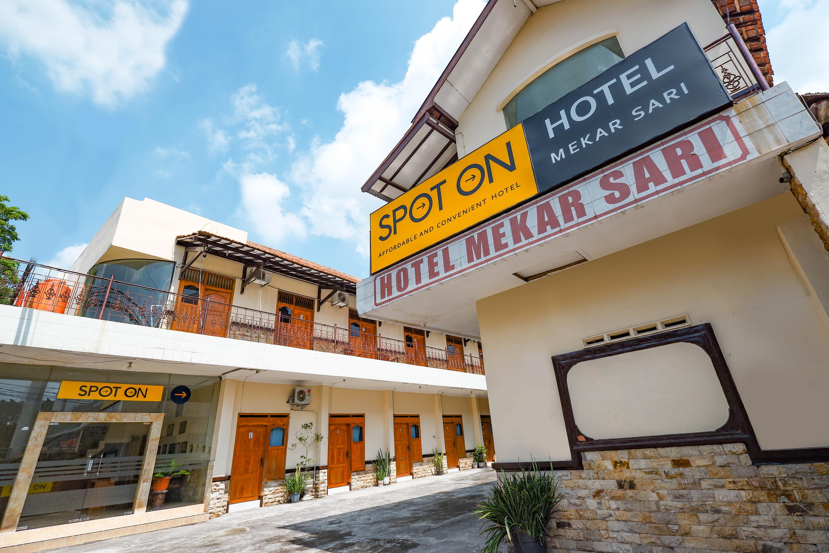 Spot On 2011 Hotel Mekar Sari Surakarta  Экстерьер фото